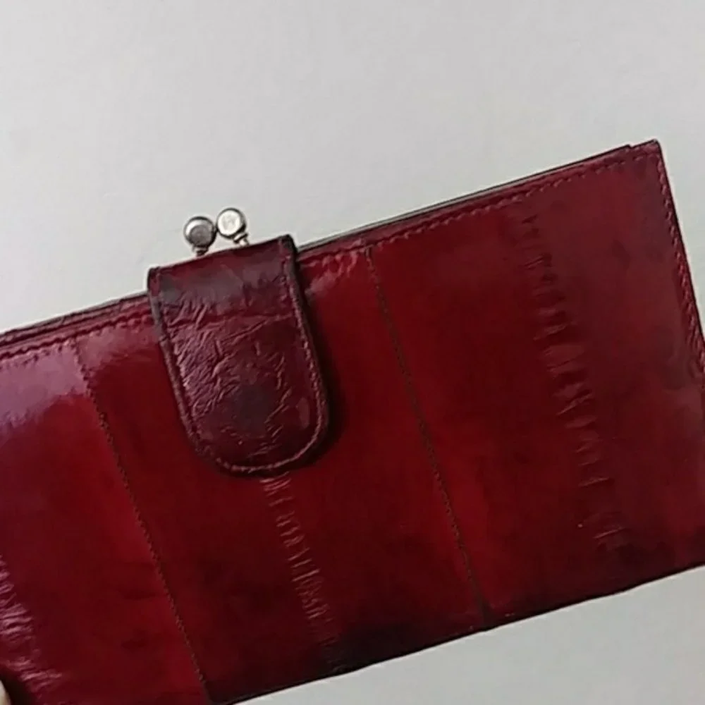 QUALITY & Luxurious Mundi Genuine Eel Skin Wallet